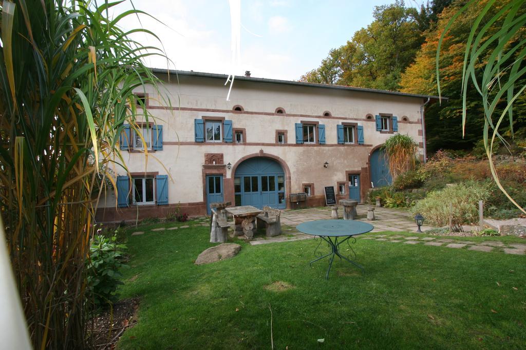 Отель Auberge Du Ruxelier Chenimenil Экстерьер фото